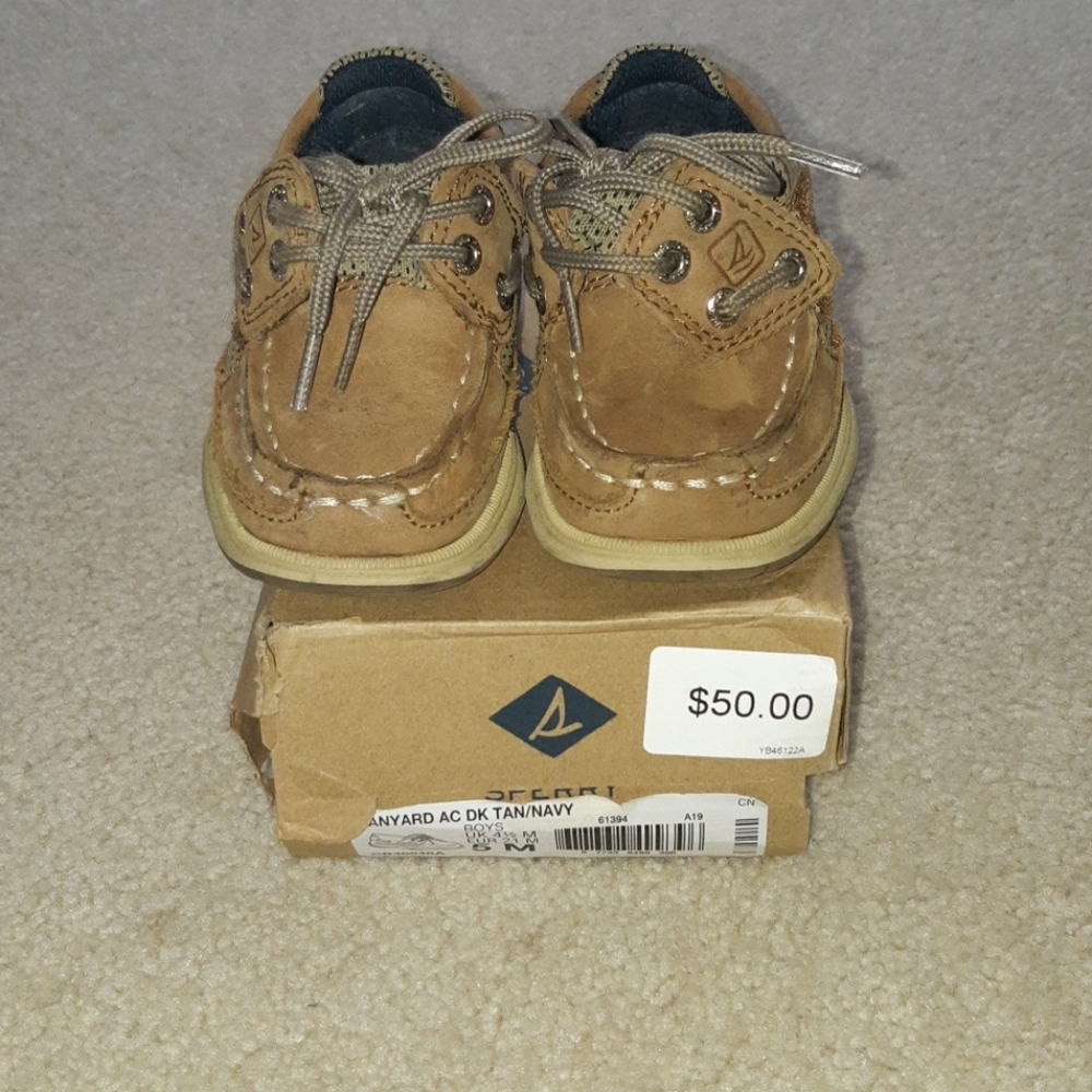 Toddler size 5 Sperry boat shoes